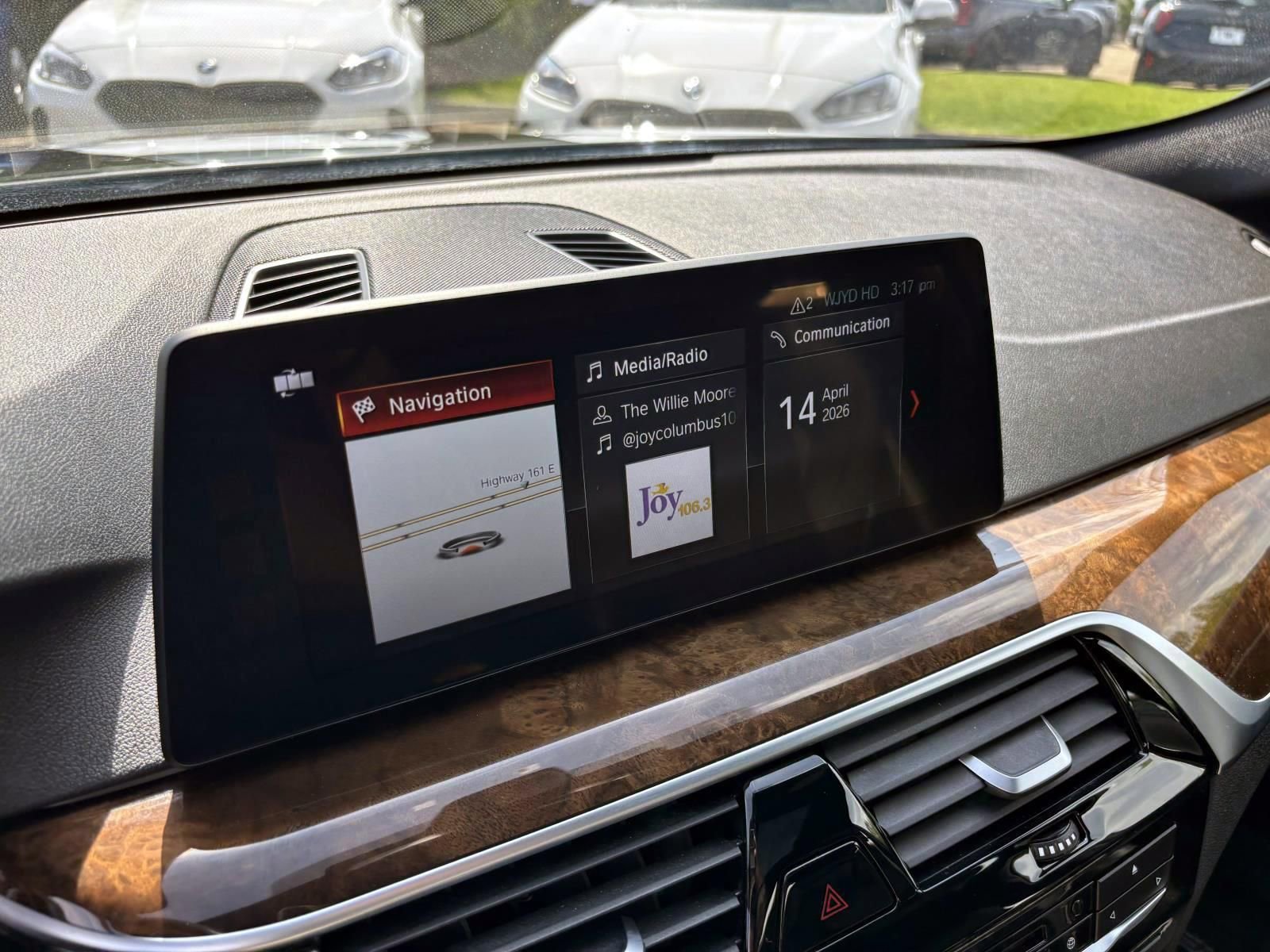 Used 2018 BMW 540i xDrive image 19