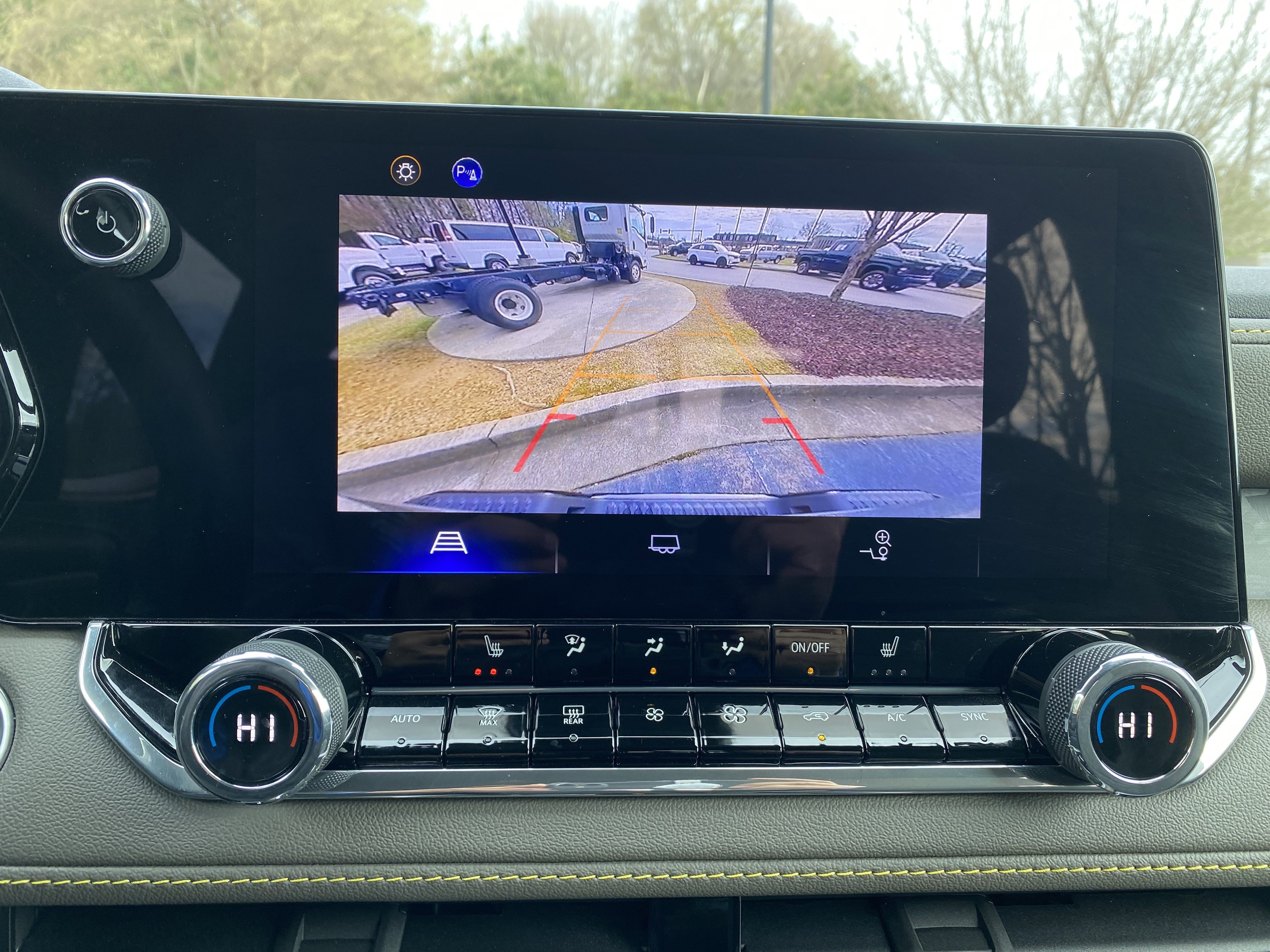 Used 2024 Chevrolet Colorado ZR2 w/ Safety Package image 27