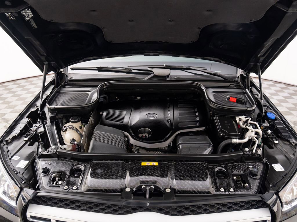 Used 2023 Mercedes-Benz GLS 450 4MATIC image 36