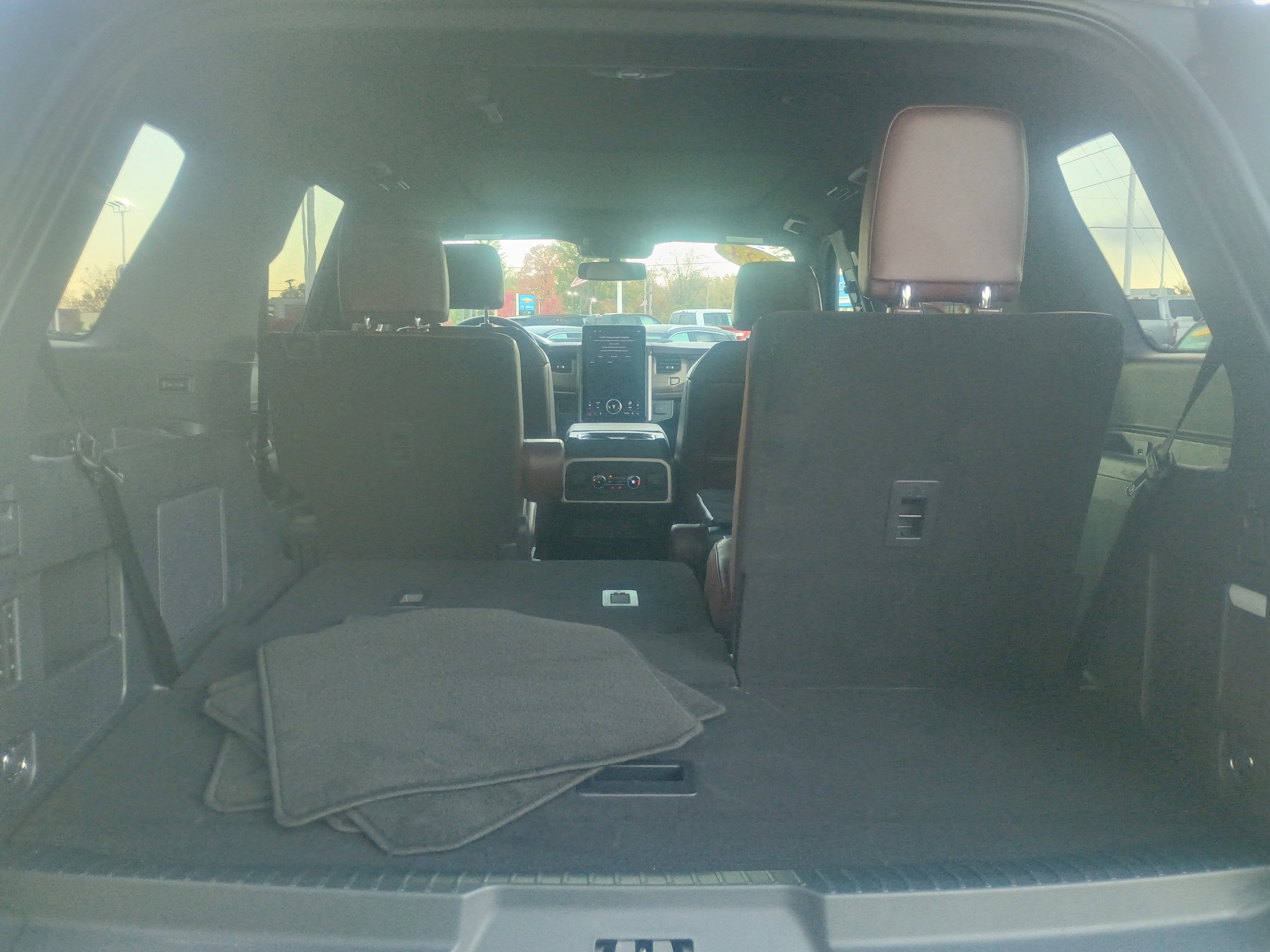 Certified 2024 Ford Expedition Limited image 12