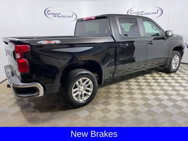 Certified 2022 Chevrolet Silverado 1500 LT AWD/4WD image 8