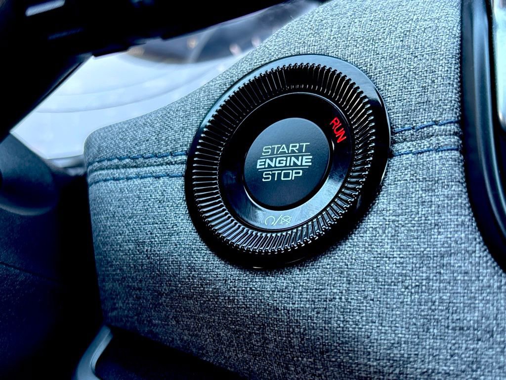 Used 2023 Jeep Compass Sport image 18