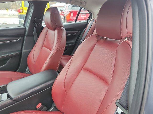 Used 2025 MAZDA MAZDA3 s image 17