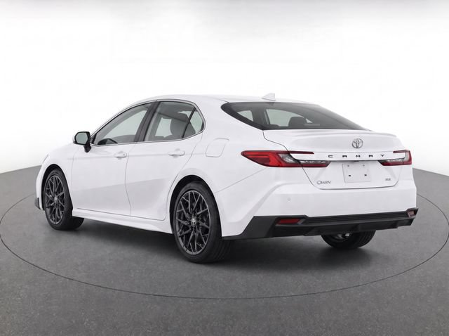 Used 2025 Toyota Camry SE w/ Convenience Package FWD image 7