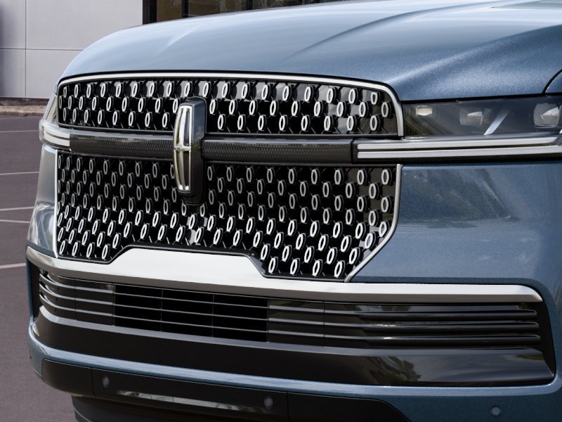 New 2027 Lincoln Navigator Reserve AWD/4WD image 17