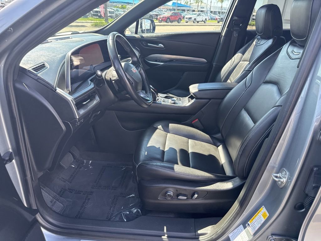 Used 2024 Cadillac XT4 Premium Luxury image 20