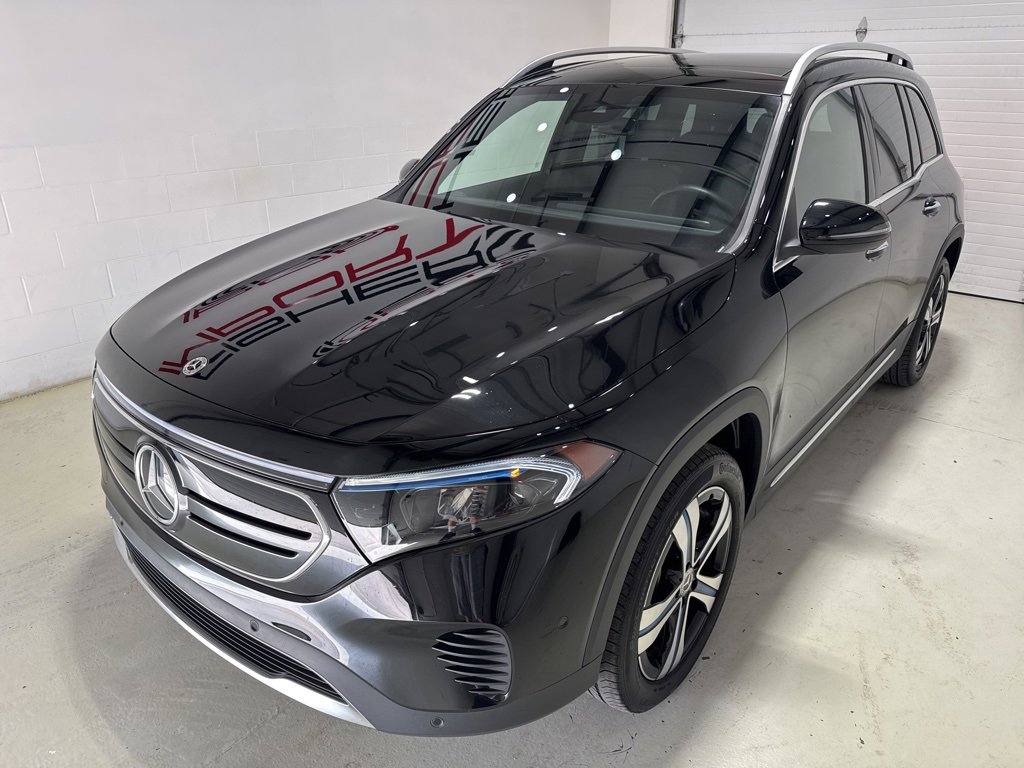 Used 2023 Mercedes-Benz EQB 350 4MATIC SUV w/ Exclusive Package image 9