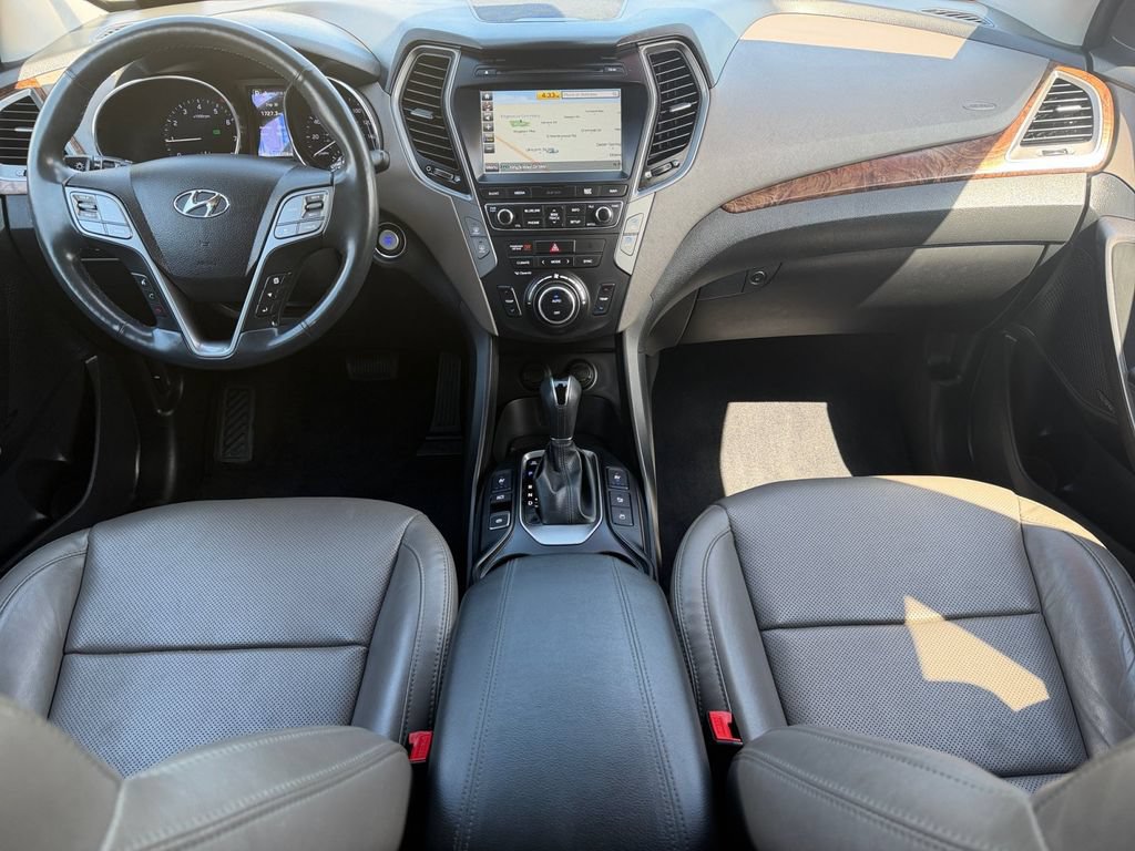 Used 2018 Hyundai Santa Fe Sport w/ 2.0T Ultimate Tech Package 05 FWD image 18