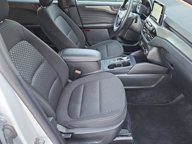 Used 2025 Ford Escape Active AWD/4WD image 24