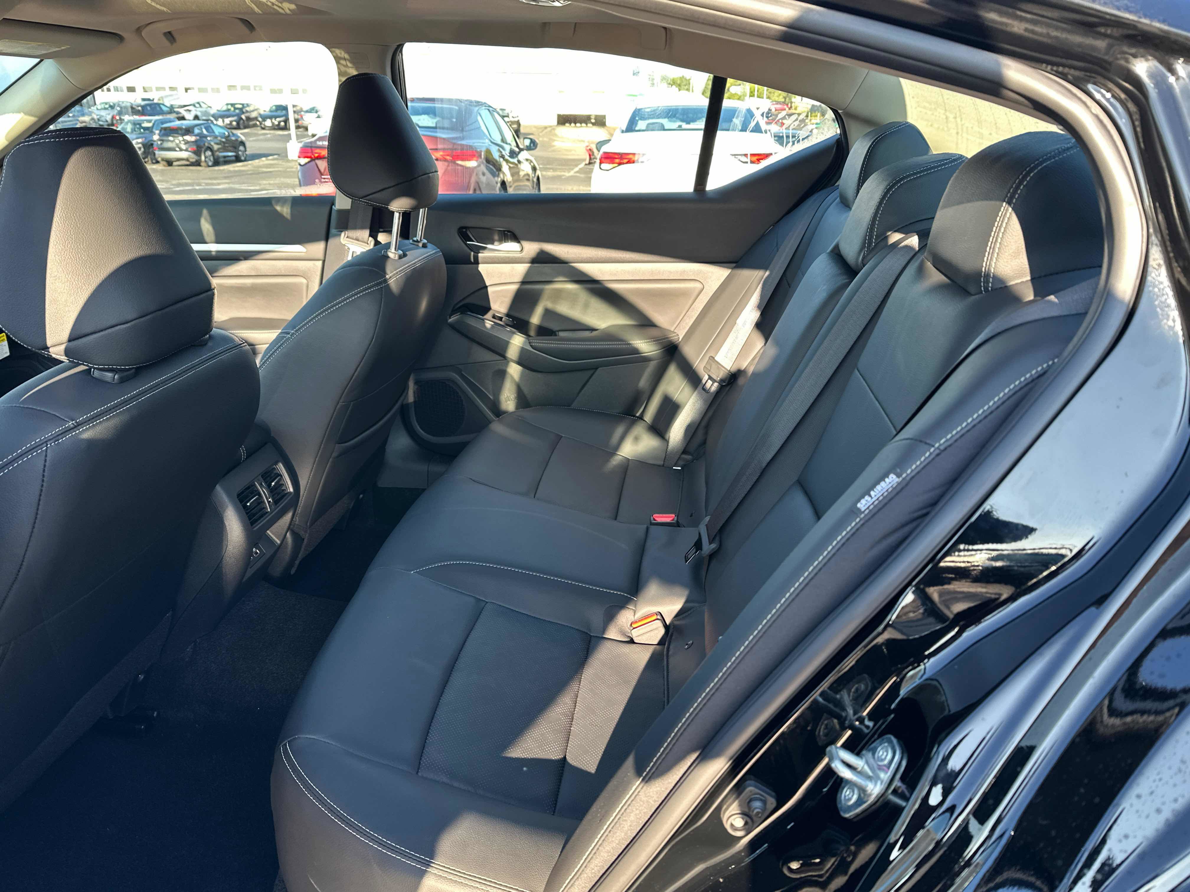 New 2025 Nissan Altima 2.5 SL image 9