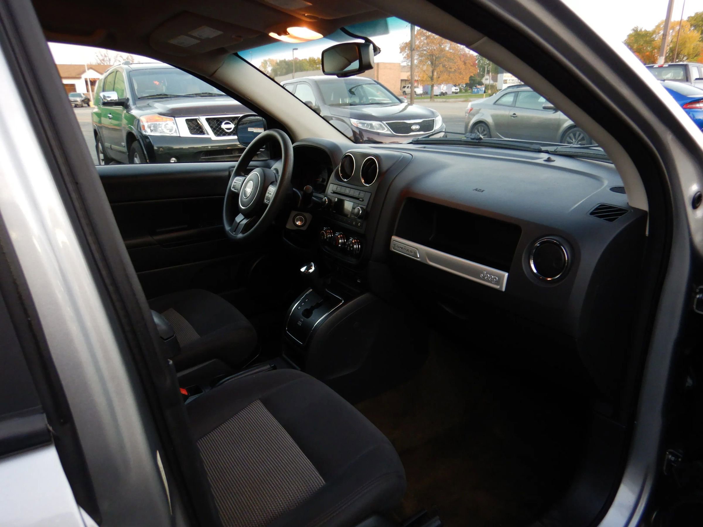 Used 2016 Jeep Compass Sport w/ Power Value Group image 14