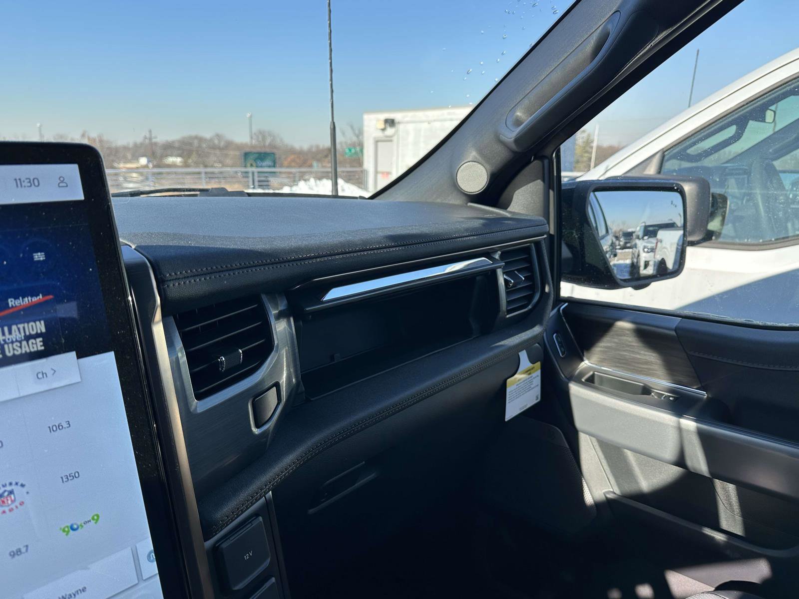 New 2025 Ford F150 Lightning Lariat image 17