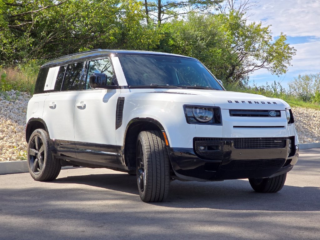 Used 2022 Land Rover Defender 110 X-Dynamic HSE AWD/4WD image 8