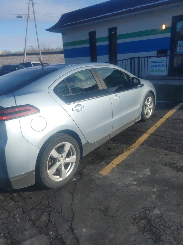 Used 2014 Chevrolet Volt Base w/ Enhanced Safety Package 1 image 5