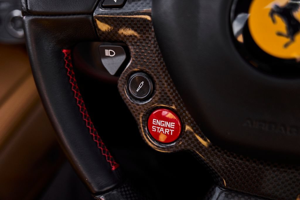 Used 2012 Ferrari 458 Spider RWD image 53