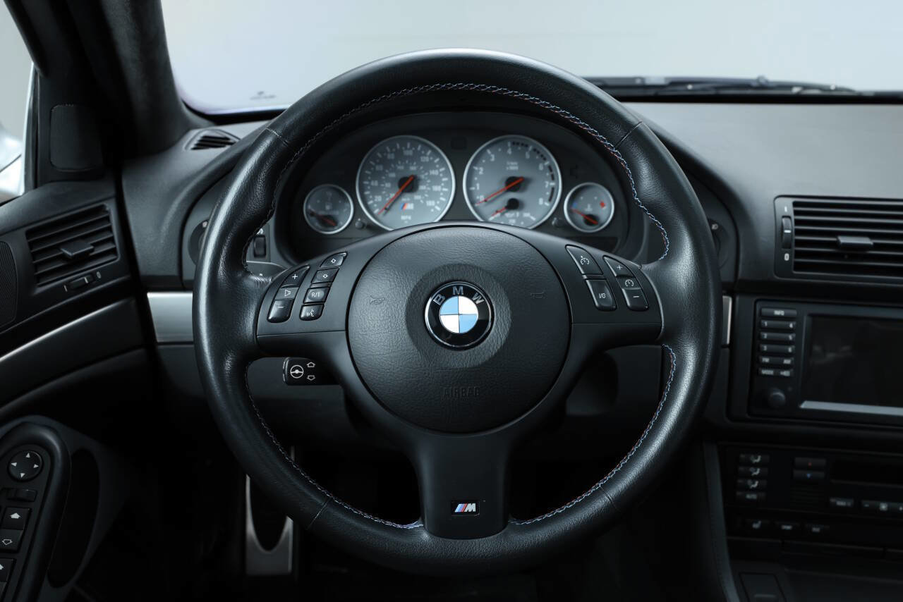 Used 2003 BMW M5 image 54
