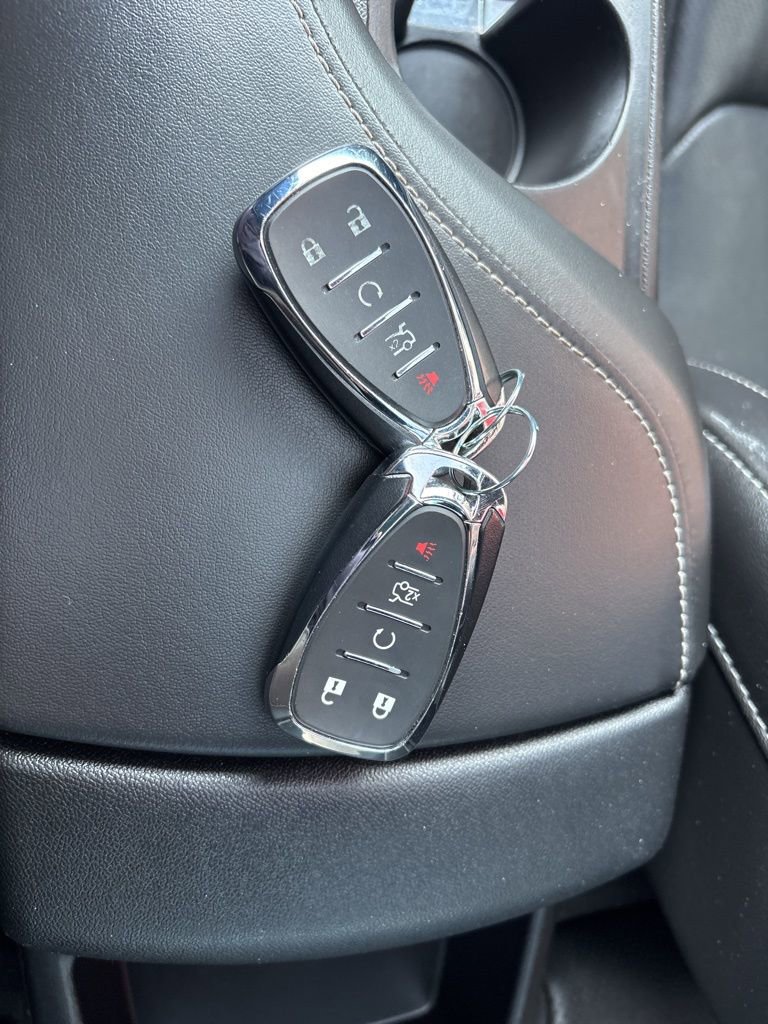 Used 2017 Chevrolet Camaro LT image 21