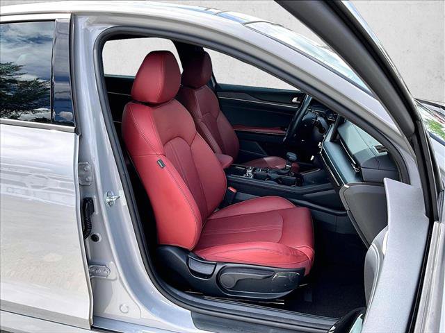 Used 2025 Kia K5 GT-Line w/ GT-Line Premium Package FWD image 9