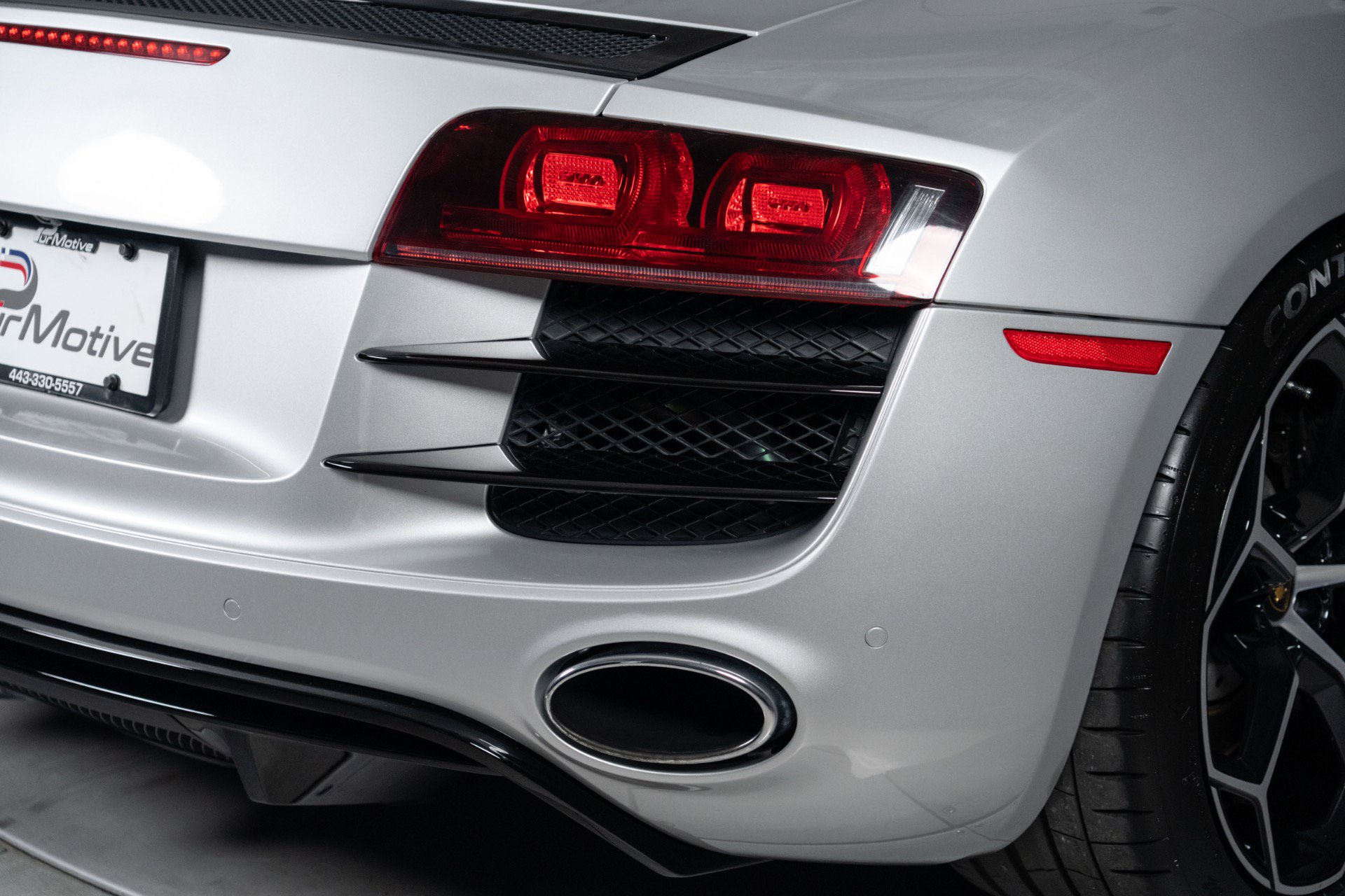 Used 2012 Audi R8 V10 AWD/4WD image 25