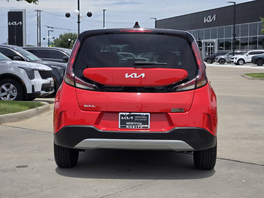Certified 2023 Kia Soul LX FWD image 13