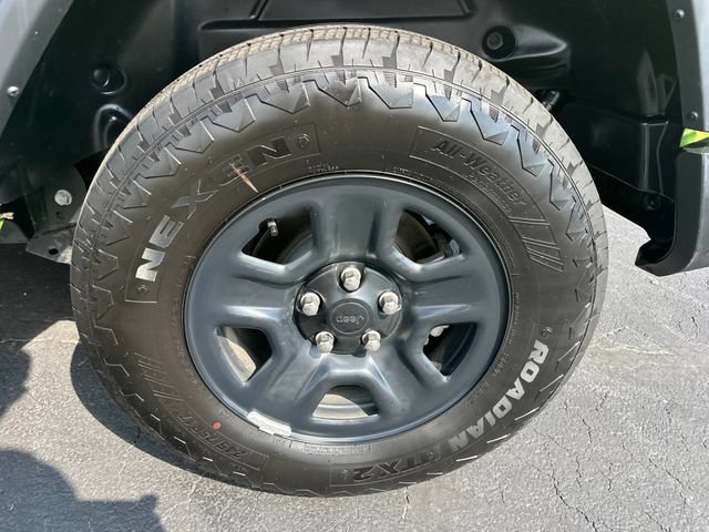 Used 2026 Jeep Wrangler Sport AWD/4WD image 23