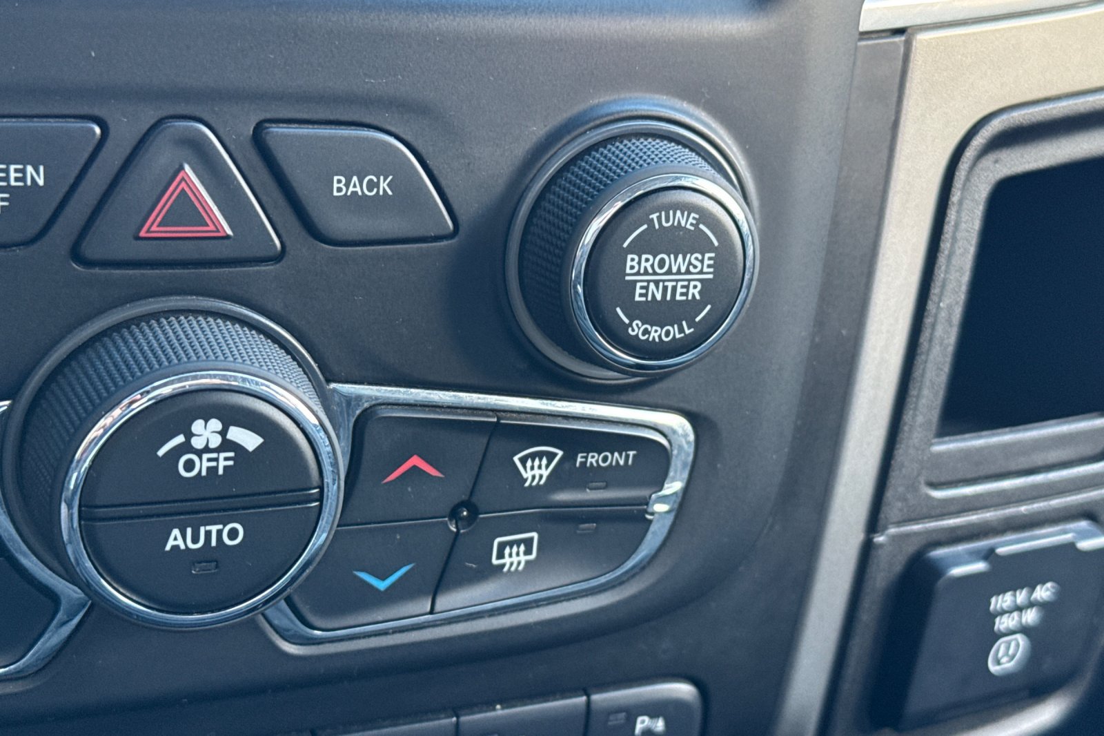 Used 2019 RAM 1500 Big Horn RWD image 30