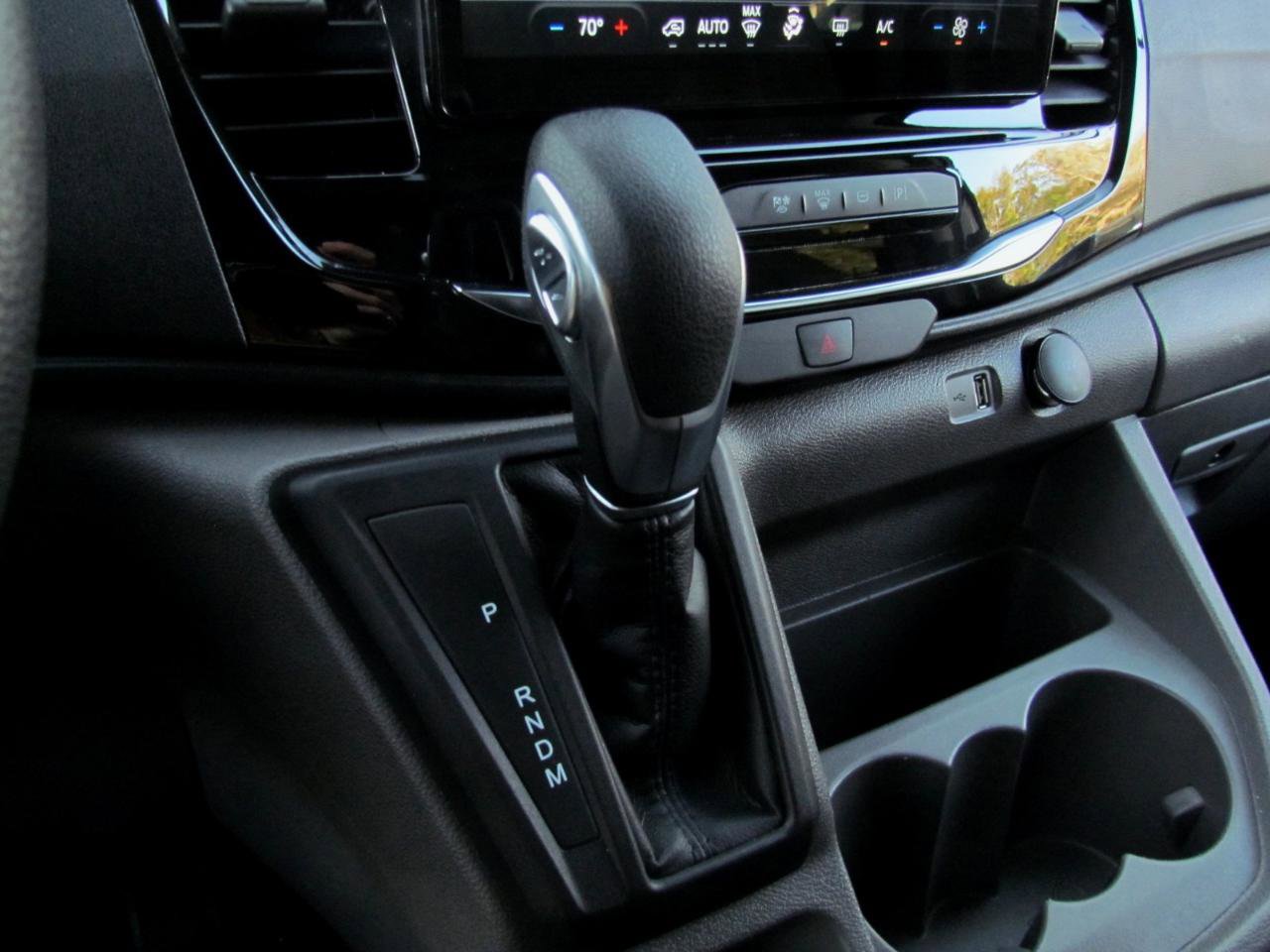 Used 2023 Ford Transit 350 XLT image 34