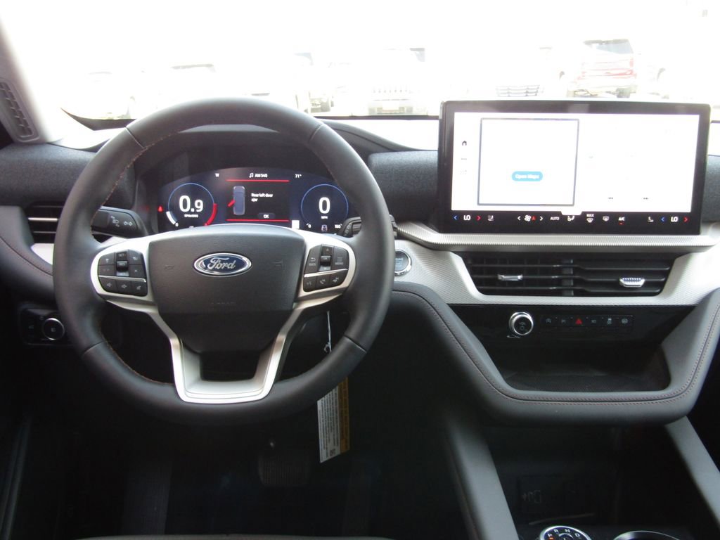 New 2026 Ford Explorer Active image 5