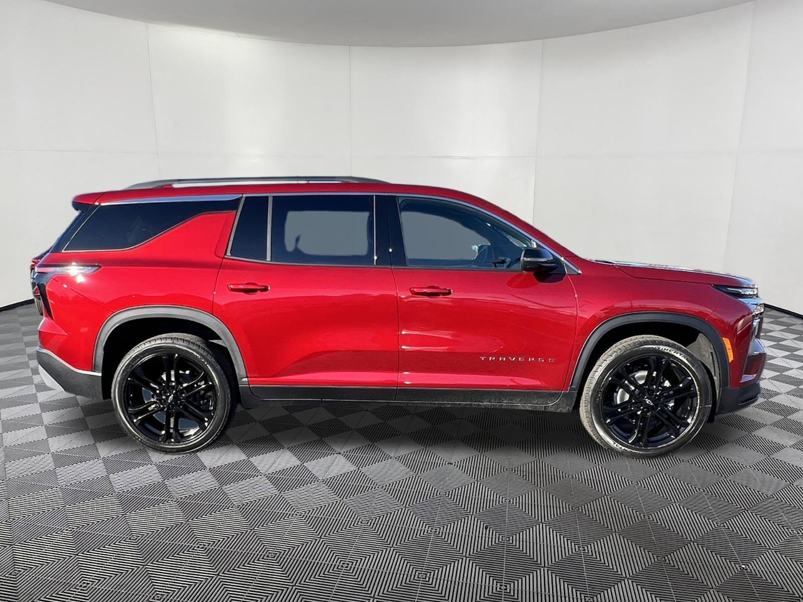 New 2026 Chevrolet Traverse LT image 7