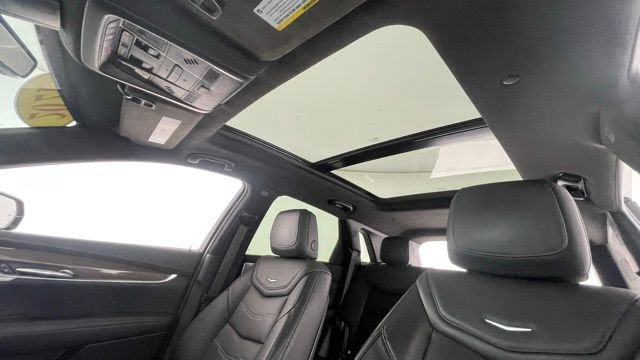 Used 2021 Cadillac XT5 Sportv w/ Platinum Package image 44