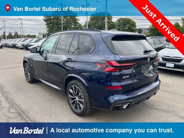 Used 2025 BMW X5 xDrive40i w/ Executive Package image 3