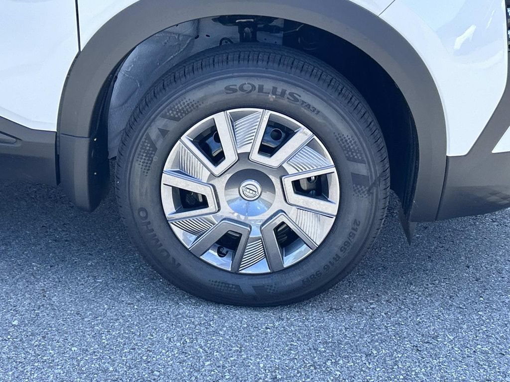 New 2026 Nissan Kicks S FWD image 9