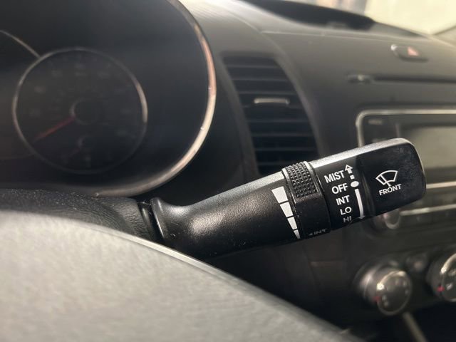 Used 2015 Kia Forte EX FWD image 19