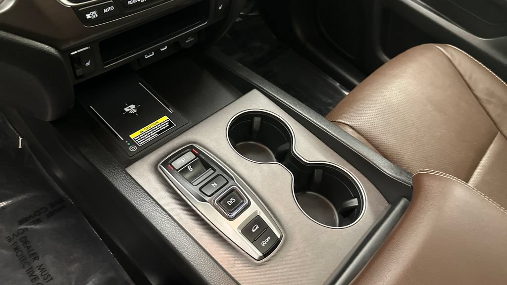 Used 2025 Honda Passport EX-L image 15