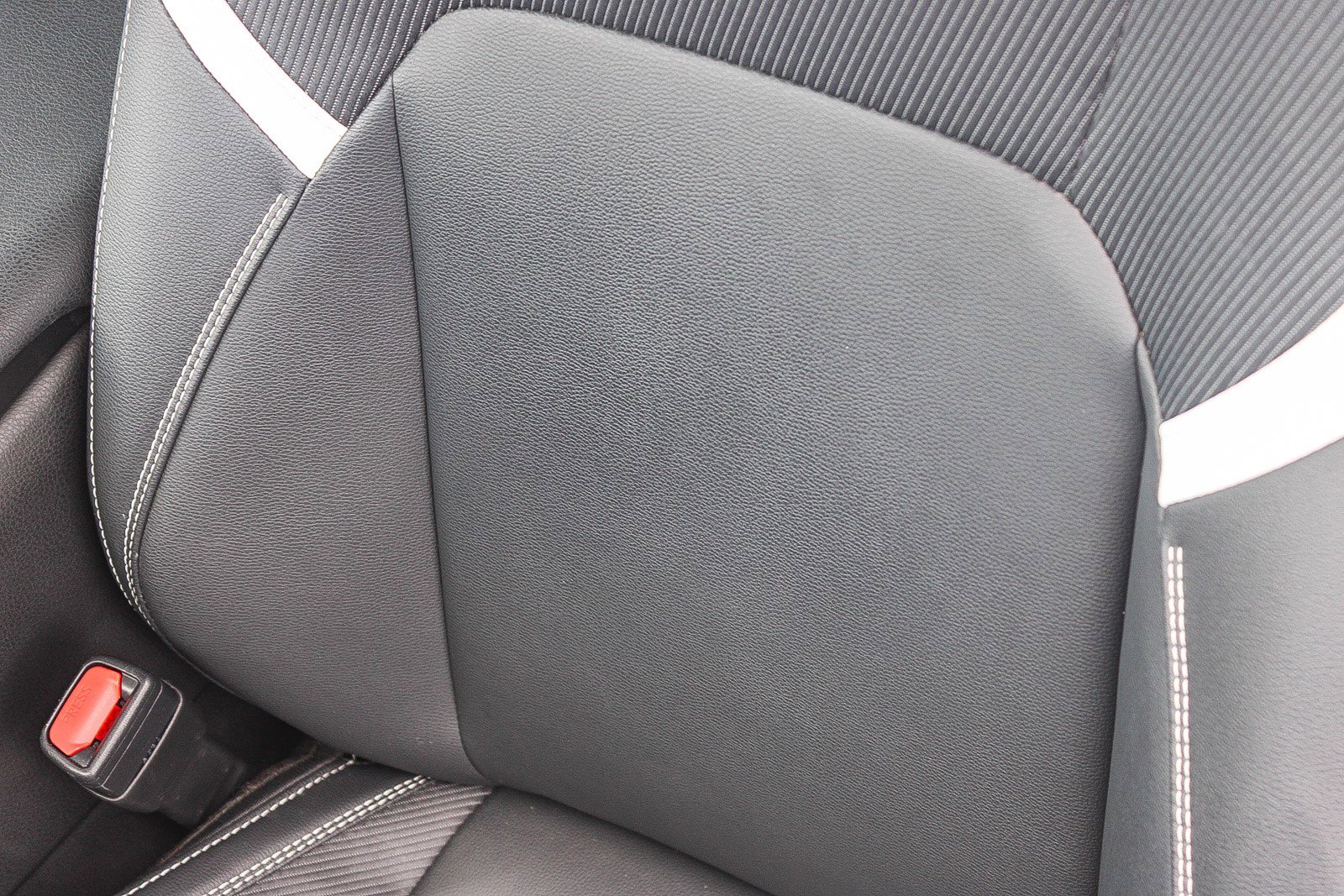 Used 2025 Toyota Camry SE image 23