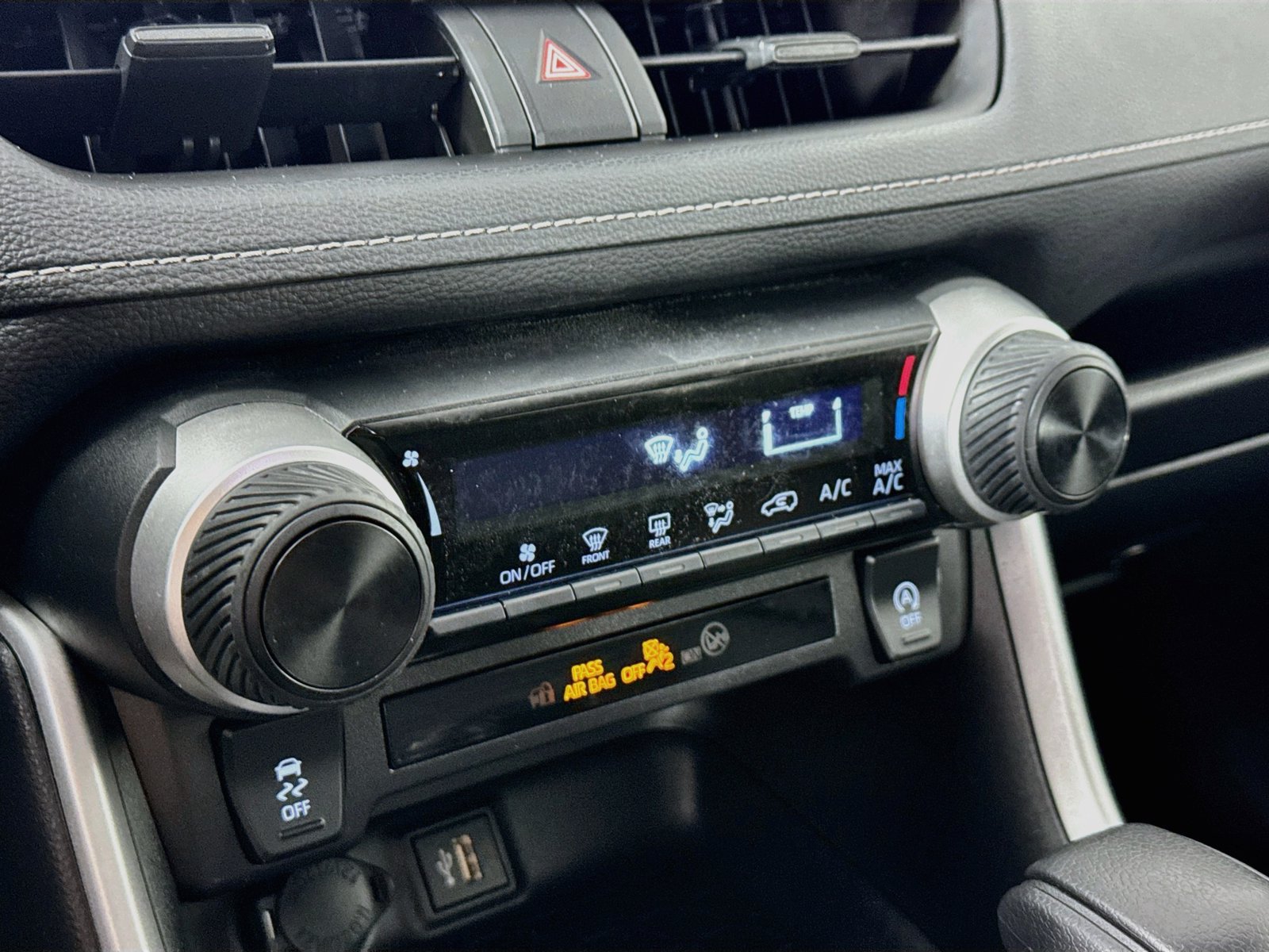 Certified 2025 Toyota RAV4 LE AWD/4WD image 14