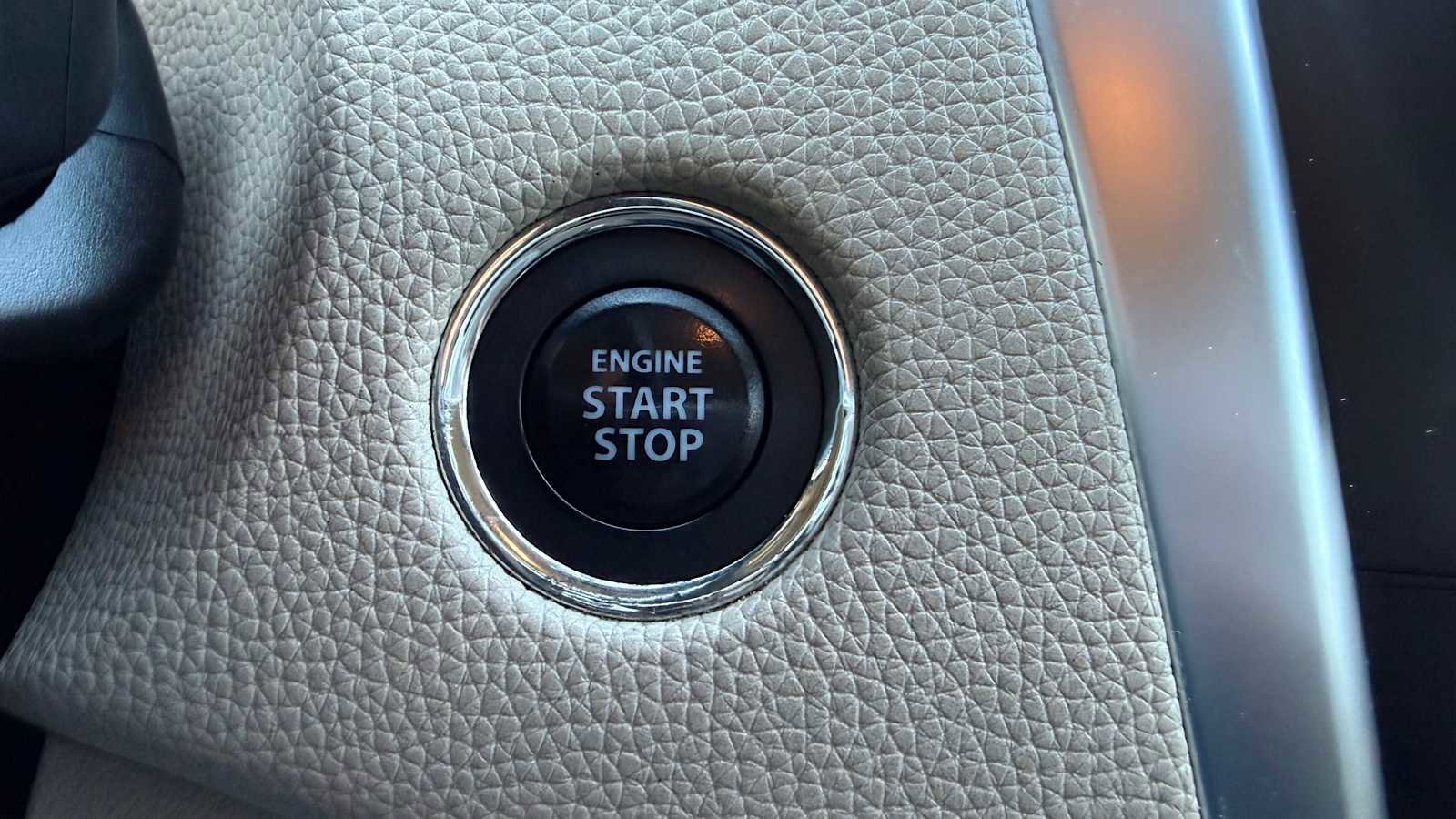 Used 2011 Suzuki Kizashi S image 18