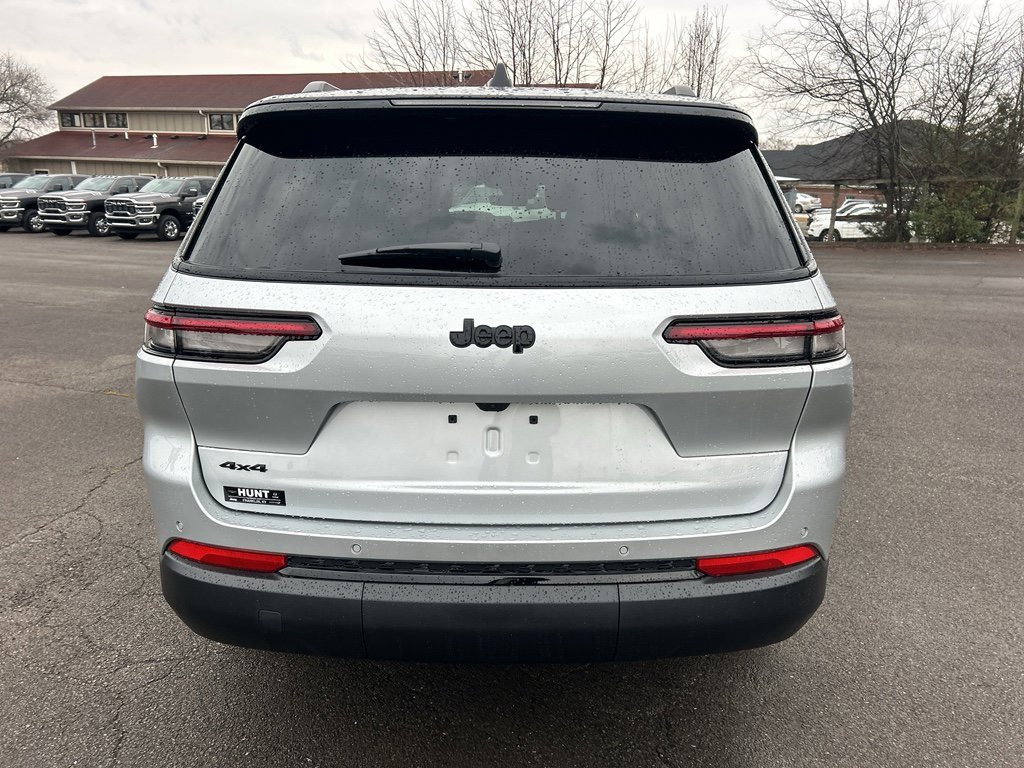New 2025 Jeep Grand Cherokee L Limited w/ MOPAR Finishing Package image 5