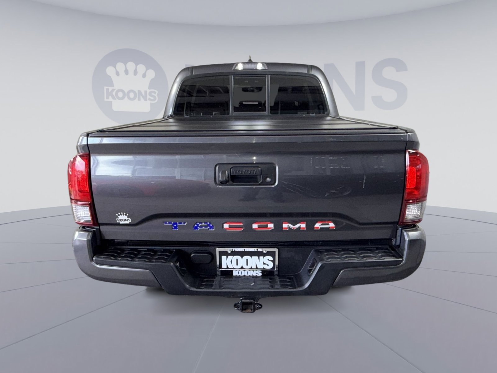 Used 2018 Toyota Tacoma SR w/ SR Convenience Package image 5