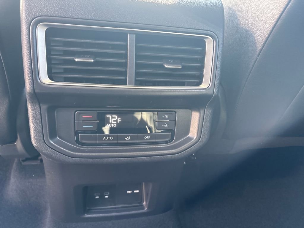 New 2026 Volkswagen Atlas Peak Edition AWD/4WD image 11