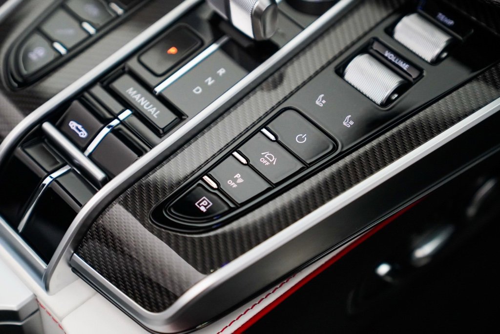 New 2026 Aston Martin Vanquish Convertible image 17