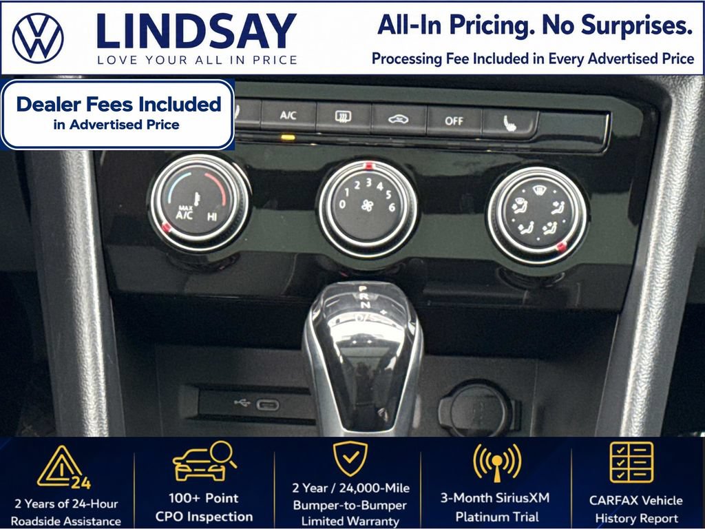 Used 2023 Volkswagen Taos SE w/ Panoramic Sunroof Package AWD/4WD image 17