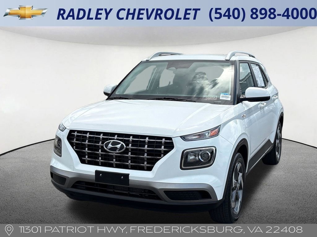 Used 2025 Hyundai Venue SEL