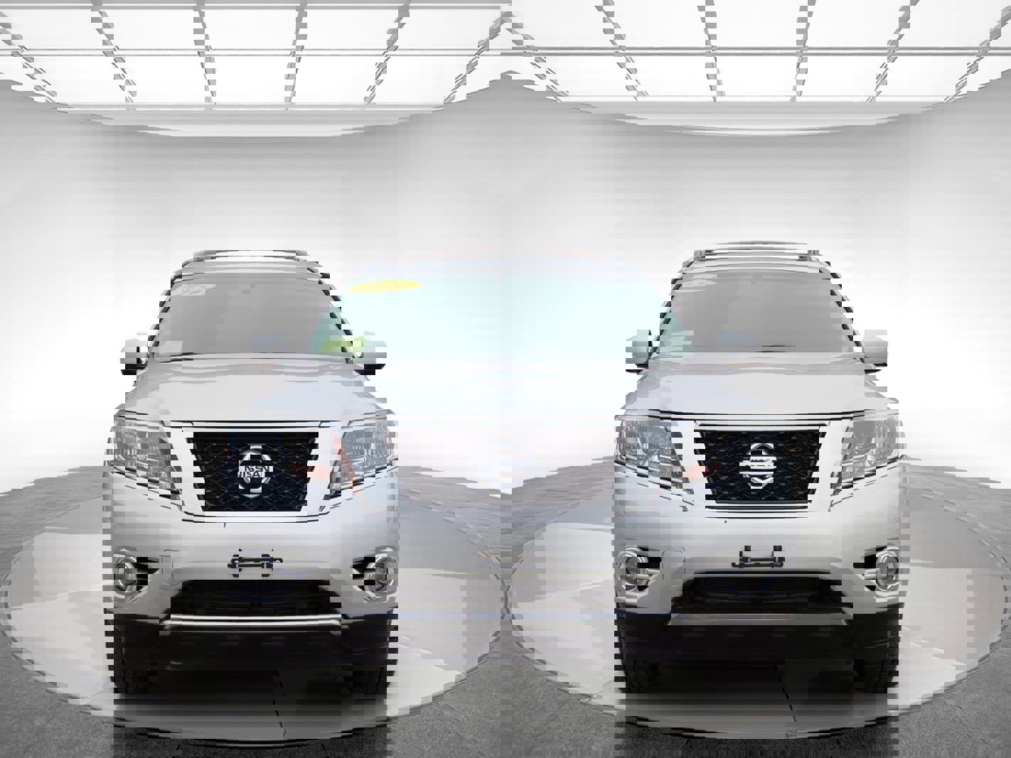 Used 2014 Nissan Pathfinder Platinum w/ Platinum Premium Package image 2