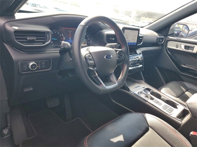 Used 2022 Ford Explorer ST-Line w/ Class IV Trailer Tow Package image 9