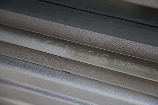 New 2026 Genesis GV70 2.5T Advanced w/ G1 Accessory Package AWD/4WD image 24