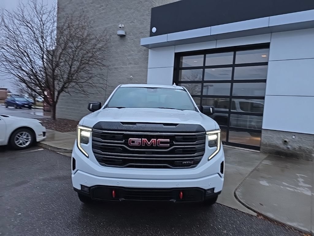 Used 2025 GMC Sierra 1500 AT4 w/ AT4 Premium Package AWD/4WD image 2