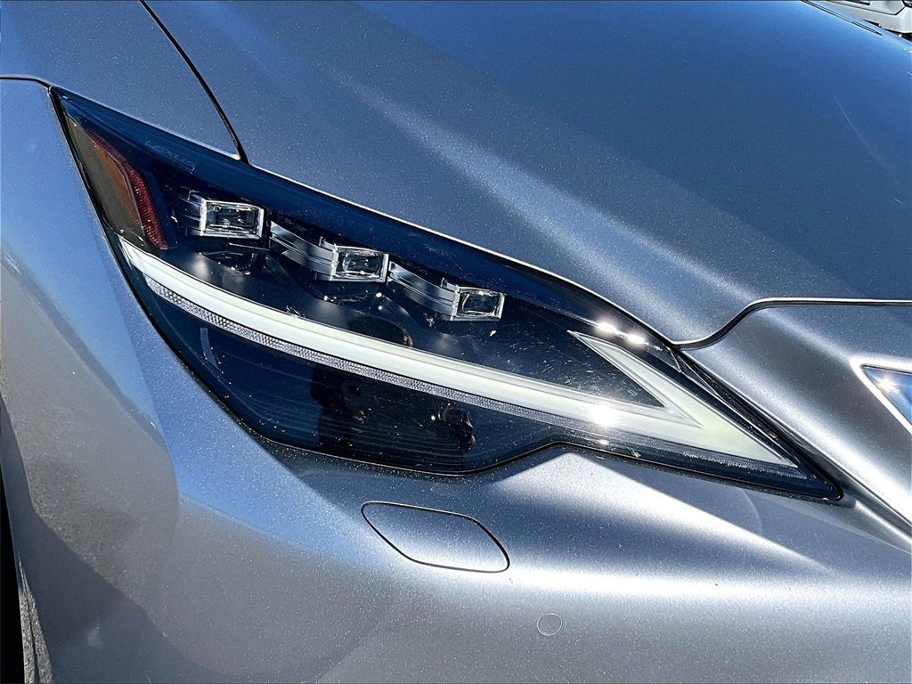 Used 2024 Lexus LS 500 500 Base w/ Interior Upgrade Package image 12