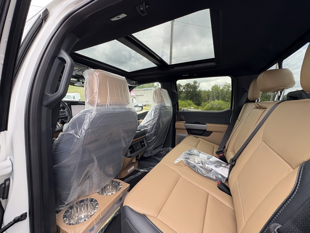New 2026 Ford F350 Lariat w/ Lariat Premium Package image 24