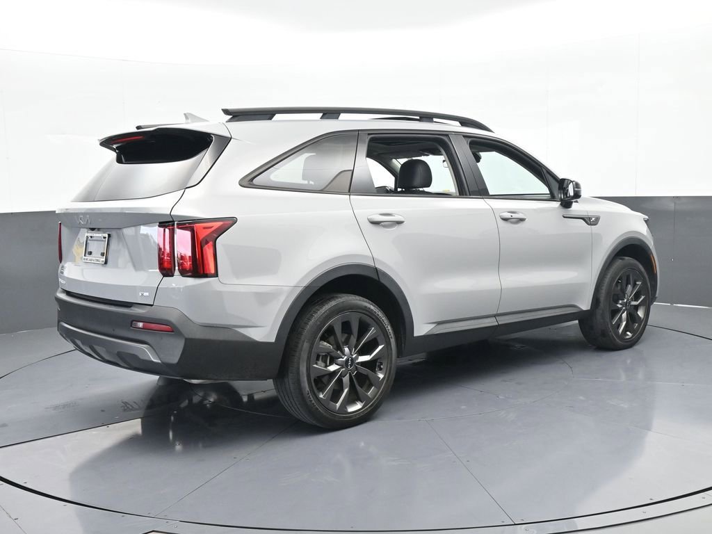 Used 2023 Kia Sorento X-Line EX image 6